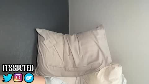 Snapshot of sir_teo chatting on February 4, 2025, 7:55 pm SIR TEO online show from February 4, 2025, 7:55 pm