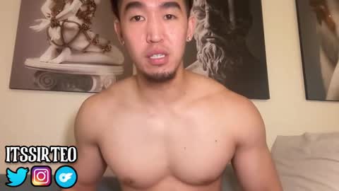 Snapshot of sir_teo chatting on February 28, 2025, 8:39 pm SIR TEO online show from February 28, 2025, 8:39 pm