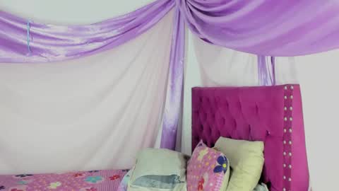 Snapshot of sirena_dirtysexxx chatting on October 15, 2025, 9:59 pm Sirena Fuentes online show from October 15, 2025, 9:59 pm