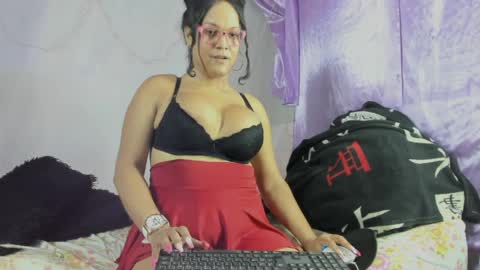 Sirena Fuentes online show from April 19, 2026, 10:34 pm