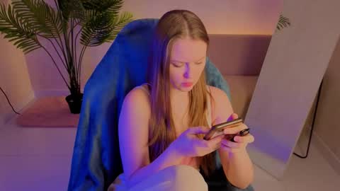 sirenablessing online show from November 27, 2025, 1:40 am