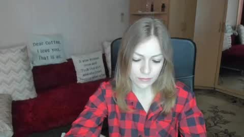 sirenasilk online show from April 23, 2026, 9:08 am