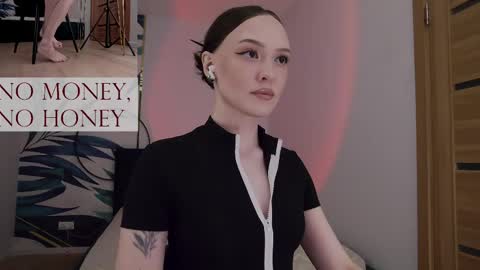 Goddess Sirena online show from April 23, 2026, 9:50 pm