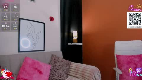 Sirenita online show from May 17, 2026, 3:41 pm