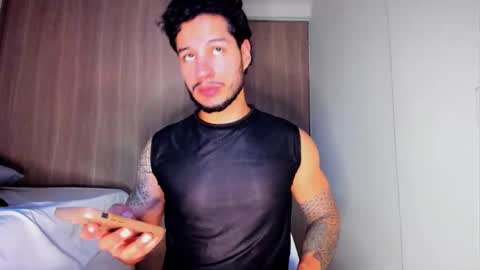 Snapshot of sirs_papi chatting on April 5, 2026, 4:42 am Call me papi online show from April 5, 2026, 4:42 am