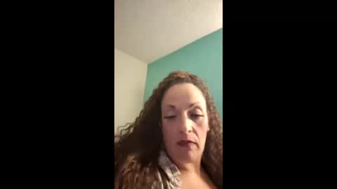 sismarie83 online show from April 12, 2026, 6:13 pm