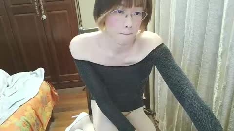 Snapshot of sissy_ada chatting on December 15, 2025, 1:04 pm Sissy Ada online show from December 15, 2025, 1:04 pm