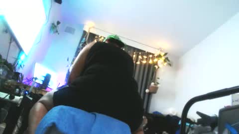 Snapshot of sissyboilooking chatting on December 14, 2025, 4:34 pm RESPONDS WELL TO ... online show from December 14, 2025, 4:34 pm