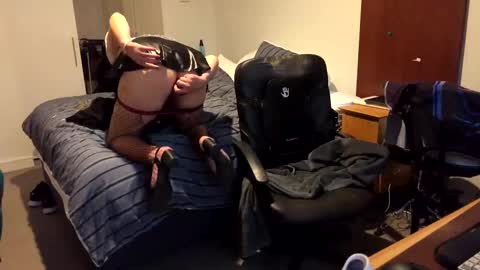 Snapshot of sissycdmish chatting on February 14, 2025, 10:36 pm SissyCDMish online show from February 14, 2025, 10:36 pm