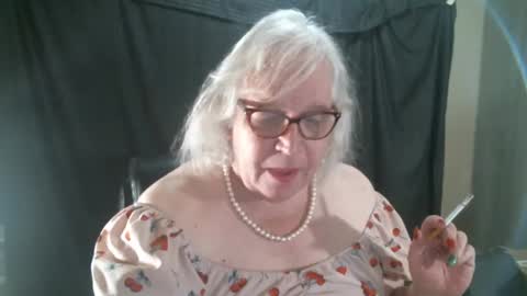 Snapshot of sissydianetx chatting on January 4, 2025, 1:53 pm Sissy Diane online show from January 4, 2025, 1:53 pm