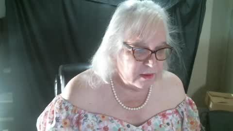 Snapshot of sissydianetx chatting on January 26, 2025, 1:47 pm Sissy Diane online show from January 26, 2025, 1:47 pm
