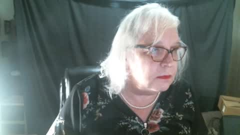 Snapshot of sissydianetx chatting on February 15, 2025, 12:37 am Sissy Diane online show from February 15, 2025, 12:37 am