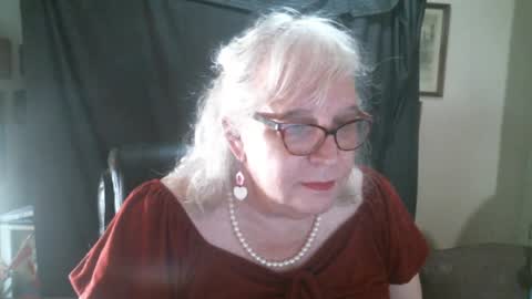 Snapshot of sissydianetx chatting on September 25, 2025, 11:30 pm Sissy Diane online show from September 25, 2025, 11:30 pm