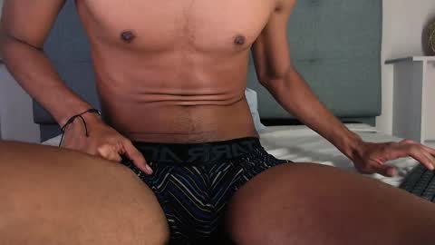Snapshot of sissydoll_ chatting on January 5, 2025, 9:47 pm TOMY online show from January 5, 2025, 9:47 pm