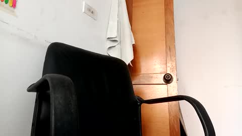 Snapshot of sissydoll_ chatting on November 9, 2025, 8:29 pm TOMY online show from November 9, 2025, 8:29 pm