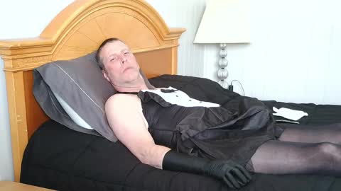 Snapshot of sissyroleplaya6969 chatting on March 29, 2026, 6:41 pm Chris online show from March 29, 2026, 6:41 pm