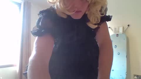 Snapshot of sissysteph00 chatting on May 7, 2026, 4:01 pm sissysteph00 online show from May 7, 2026, 4:01 pm