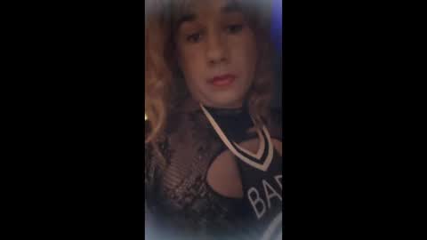 Snapshot of sissywhiteb chatting on April 17, 2026, 8:28 am sissywhiteb online show from April 17, 2026, 8:28 am