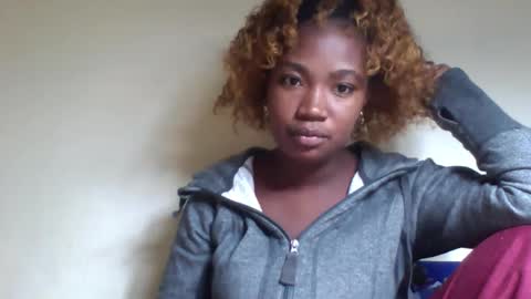 sisyh697532 online show from May 13, 2026, 8:55 am