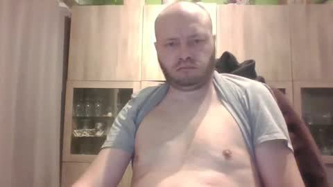 Snapshot of sixten113 chatting on April 21, 2026, 6:09 am sixten113 online show from April 21, 2026, 6:09 am