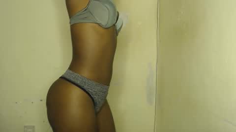sizzly_ass online show from March 7, 2026, 8:11 am