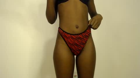 Snapshot of sizzly_ass chatting on June 14, 2026, 3:03 pm sizzly_ass online show from June 14, 2026, 3:03 pm