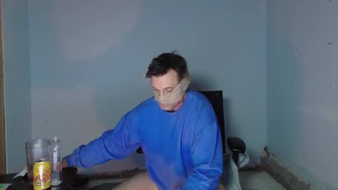 Snapshot of sizzzlenomics chatting on December 26, 2024, 1:07 am SIZZZLENOMICS online show from December 26, 2024, 1:07 am