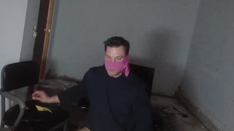 Snapshot of sizzzlenomics chatting on February 17, 2025, 12:32 am SIZZZLENOMICS online show from February 17, 2025, 12:32 am