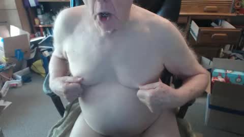 sjbottomboi online show from December 1, 2025, 7:08 pm