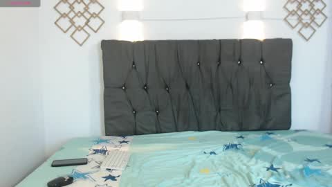 Skarleth online show from February 11, 2025, 1:09 pm