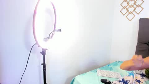 Skarleth online show from February 13, 2025, 12:43 pm