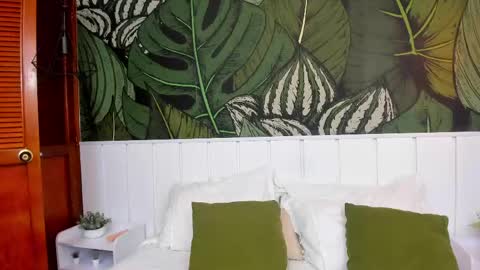 skarletkiss_ online show from April 30, 2026, 6:36 pm