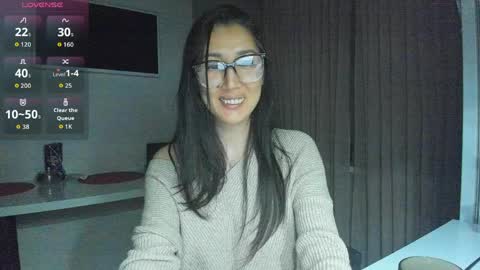 Snapshot of skarlettforeve chatting on April 22, 2026, 10:33 pm skarlett online show from April 22, 2026, 10:33 pm
