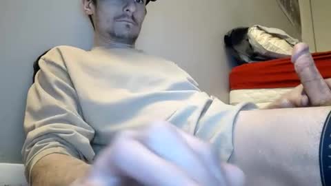 Snapshot of skaterpunk_92 chatting on December 20, 2025, 12:23 pm skaterpunk_92 online show from December 20, 2025, 12:23 pm