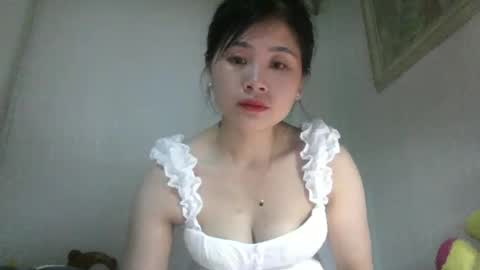 Shie online show from April 23, 2026, 7:30 am