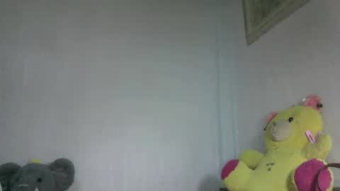 Snapshot of skie1111 chatting on May 10, 2026, 4:45 pm Shie online show from May 10, 2026, 4:45 pm
