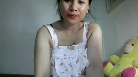 Snapshot of skie1111 chatting on May 17, 2026, 4:10 am Shie online show from May 17, 2026, 4:10 am