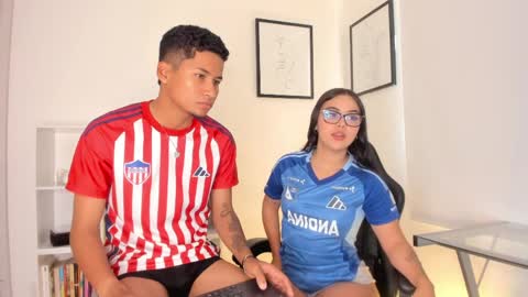 Snapshot of skinny_dlhh chatting on March 28, 2026, 4:06 pm skinny_dlhh online show from March 28, 2026, 4:06 pm