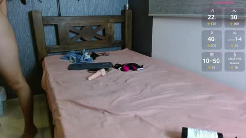 Snapshot of skinny_hot_girls_hard chatting on June 6, 2026, 3:33 am skinny_hot_girls_hard online show from June 6, 2026, 3:33 am
