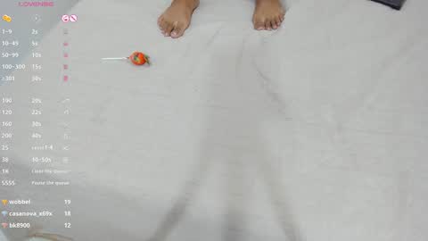 Snapshot of skinny_lilly chatting on January 11, 2025, 10:29 pm lilly online show from January 11, 2025, 10:29 pm