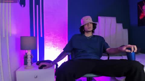 Mac online show from May 1, 2026, 1:37 pm