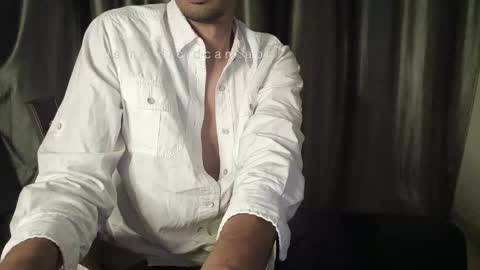 Snapshot of skinny_tamer chatting on June 3, 2026, 4:23 pm skinny tamer online show from June 3, 2026, 4:23 pm