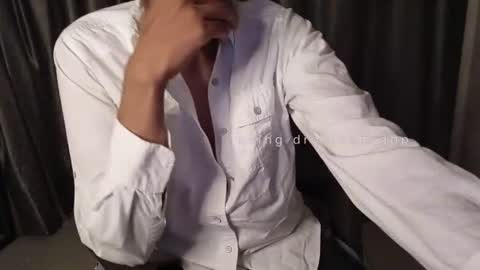 Snapshot of skinny_tamer chatting on June 17, 2026, 4:41 pm skinny tamer online show from June 17, 2026, 4:41 pm