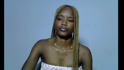 Snapshot of skinnybeauty1 chatting on April 3, 2026, 5:22 pm Linda independent model online show from April 3, 2026, 5:22 pm