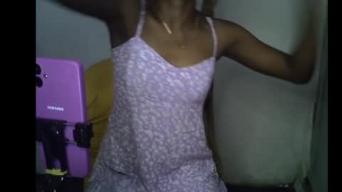 Snapshot of skinnybeauty1 chatting on April 19, 2026, 3:17 am Linda independent model online show from April 19, 2026, 3:17 am