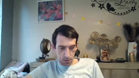 Snapshot of skinnybigcock2 chatting on February 25, 2025, 7:52 am SkinnyBigCock2 online show from February 25, 2025, 7:52 am