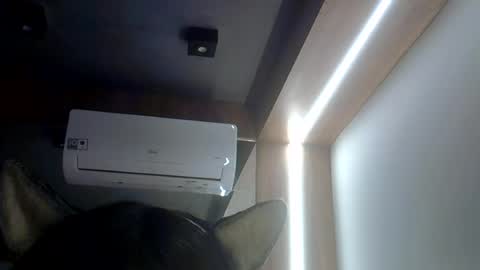skinnykittencam online show from July 20, 2026, 11:51 pm