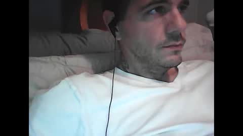 Easy-E online show from October 22, 2025, 12:00 am