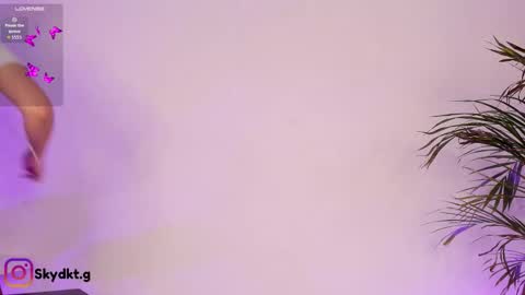 Snapshot of sky_dkt chatting on September 27, 2025, 1:10 am Sky online show from September 27, 2025, 1:10 am