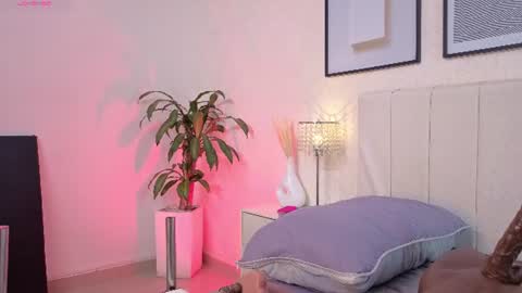 sky_johnson_ online show from July 14, 2026, 7:08 pm